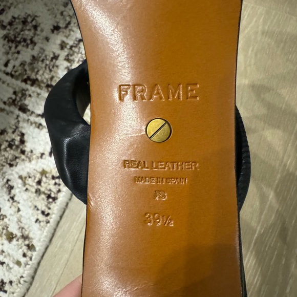 Black Frame Le Gracie heels. Size 39.5. Worn one time. - Picture 3 of 5